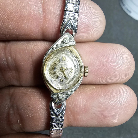 Vintage Bulova M5 Ladies Mechanical Wind Cocktail Watch 10k R.G.P Working shows - Picture 1 of 11